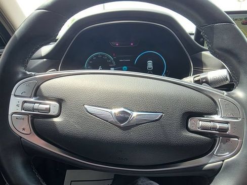 Used 2022 Genesis GV80 2.5T w/ Prestige Package 04 AWD/4WD image 23