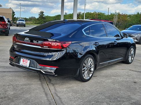 Used 2020 Kia Cadenza Limited image 4