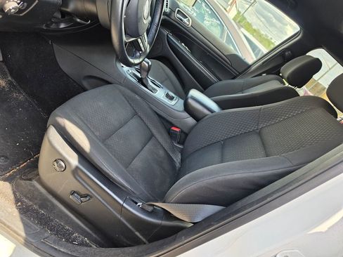 Used 2019 Jeep Grand Cherokee Laredo image 6