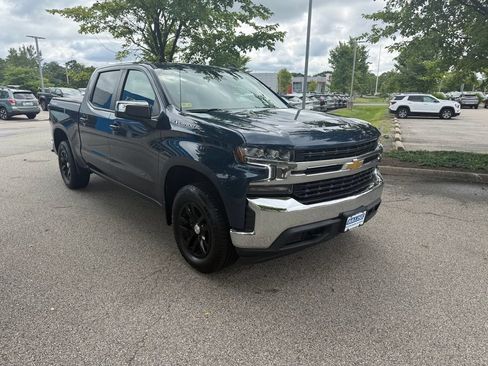 Used 2021 Chevrolet Silverado 1500 LT w/ Convenience Package II AWD/4WD image 7