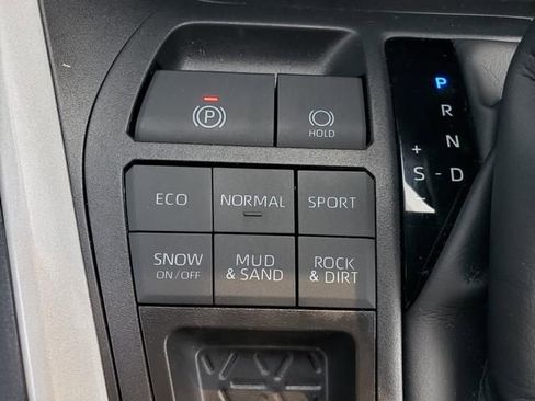 Used 2025 Toyota RAV4 XLE Premium AWD/4WD image 20