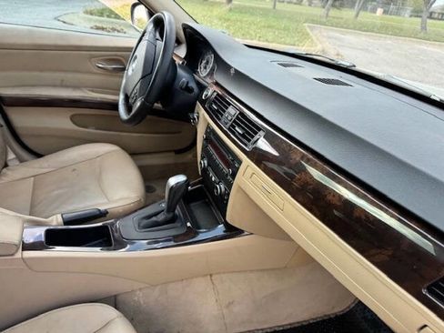 Used 2011 BMW 328i Sedan RWD image 25