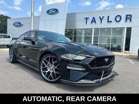 Used 2019 Ford Mustang Coupe w/ Black Accent Package RWD image 1