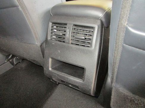 Used 2024 Mitsubishi Outlander SE image 18