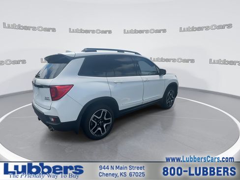 Used 2023 Honda Passport Elite image 8