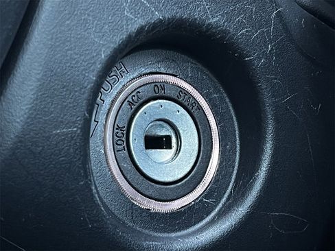 Used 2024 Toyota Camry SE image 19