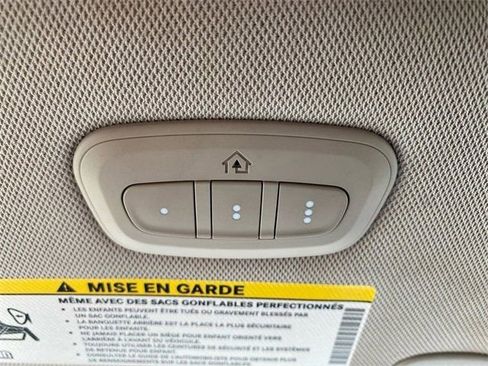 Used 2023 Chrysler Pacifica Limited image 42