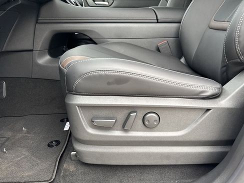 New 2026 Nissan Armada SL image 19