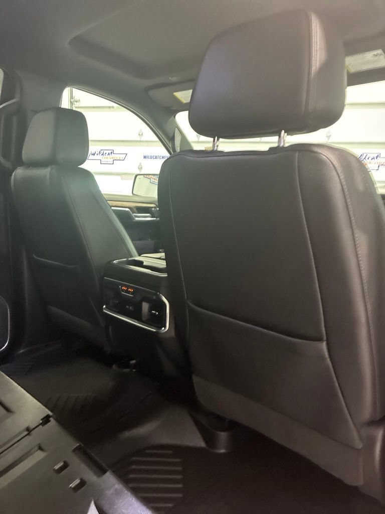 Used 2023 Chevrolet Silverado 1500 High Country w/ Technology Package AWD/4WD image 52