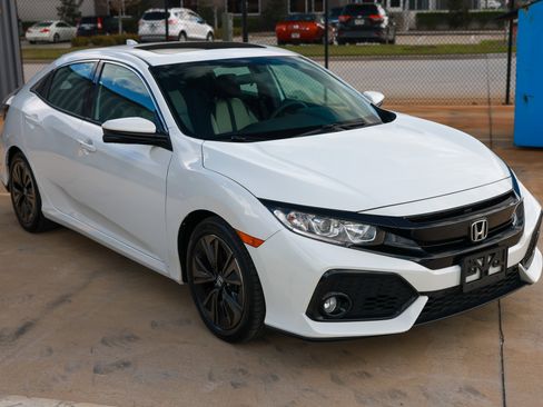 Used 2018 Honda Civic EX image 20