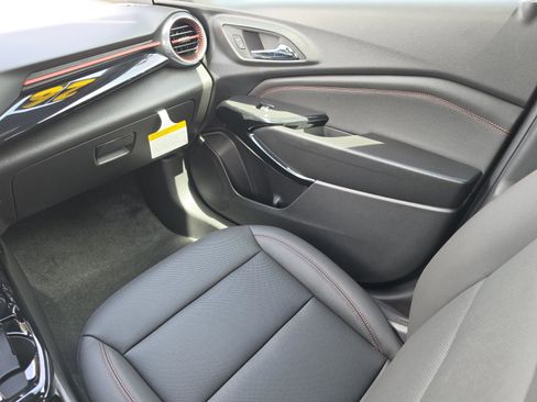 New 2026 Chevrolet Trax RS w/ Driver Confidence Package FWD image 18