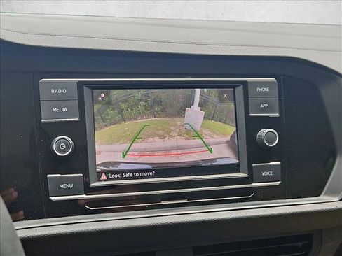 Used 2020 Volkswagen Jetta SE FWD image 13