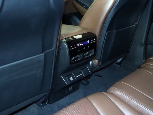 Certified 2025 Acura MDX w/ Technology Package image 16