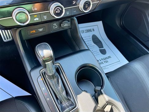 Used 2023 Honda Civic Sport image 16