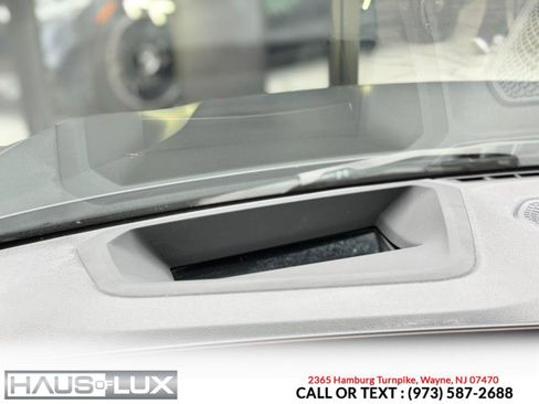 Used 2023 BMW 330i xDrive Sedan w/ M Sport Package image 31