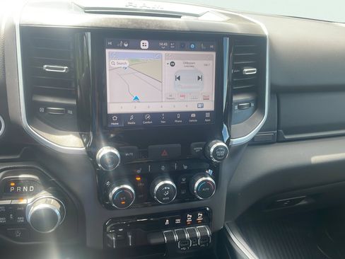 Used 2022 RAM 1500 Big Horn AWD/4WD image 21