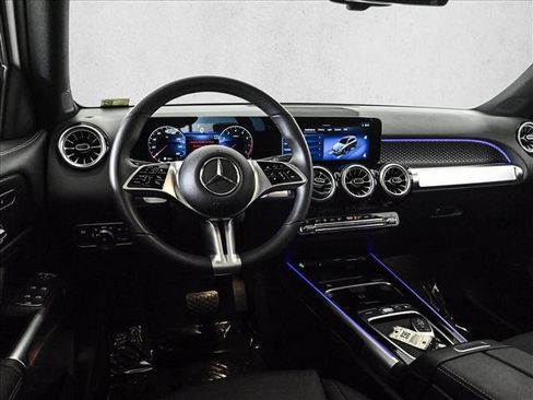 Certified 2026 Mercedes-Benz GLB 250 4MATIC image 20
