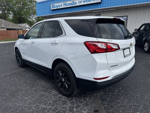 Used 2018 Chevrolet Equinox LT image 9