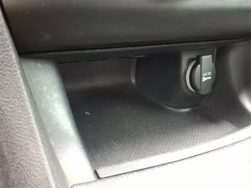 Used 2017 Dodge Charger SXT image 29