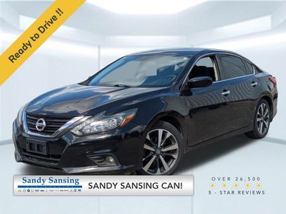 Used 2016 Nissan Altima 2.5 SR w/ LED Appearance Package