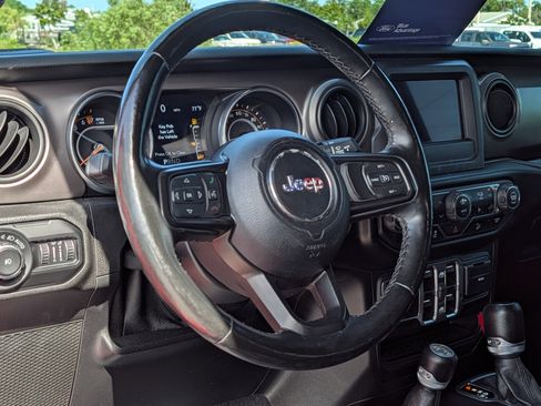 Used 2020 Jeep Wrangler Unlimited Sport S image 21