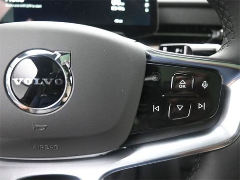 New 2026 Volvo EX90 Plus image 13