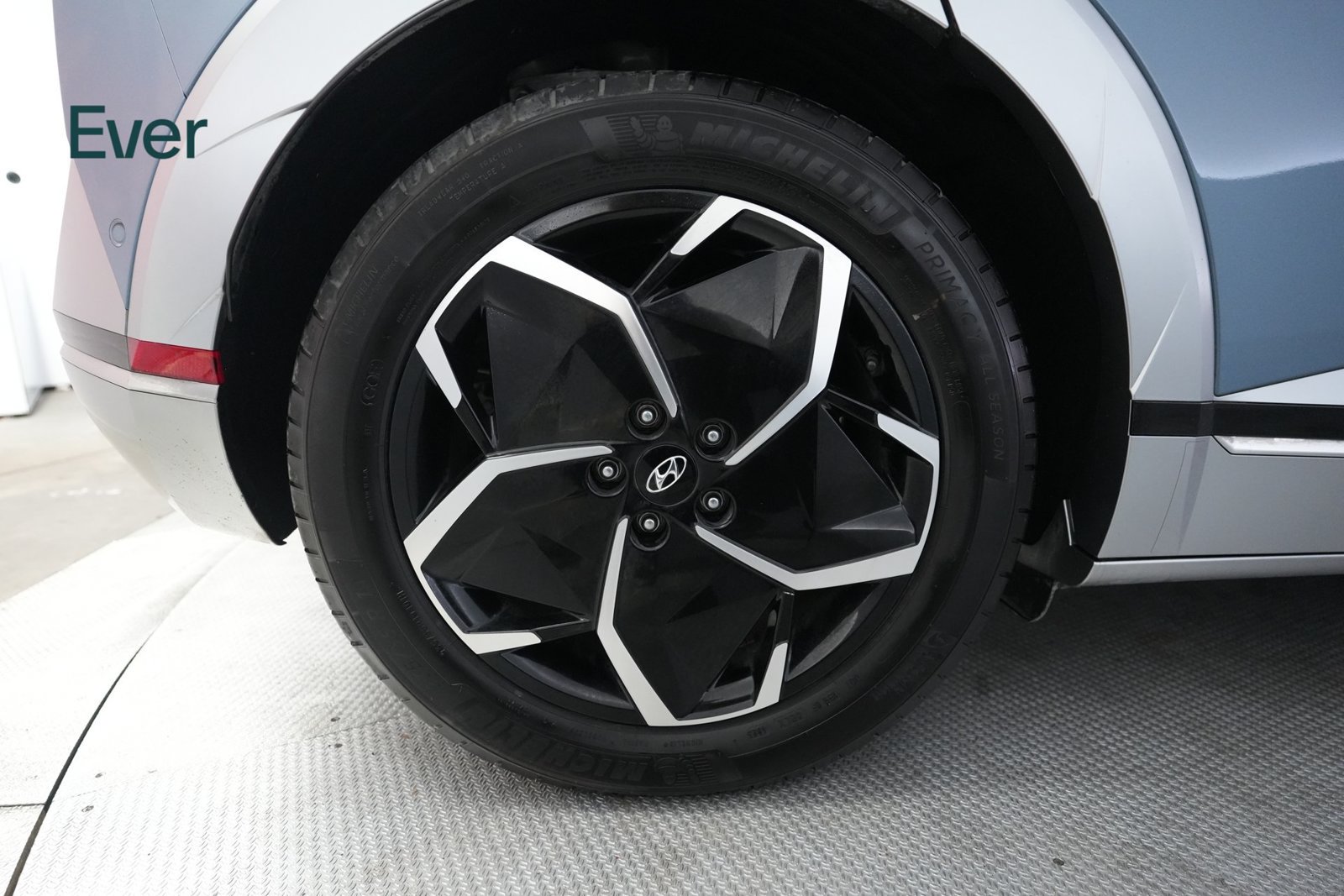 Used 2024 Hyundai Ioniq 5 Limited RWD image 21