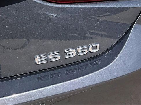 Used 2024 Lexus ES 350 w/ Premium Package image 10
