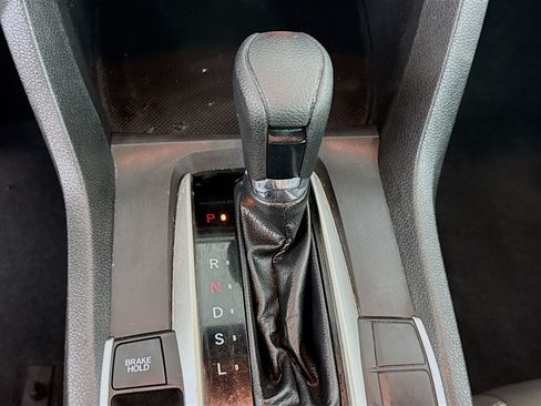 Used 2019 Honda Civic LX image 18