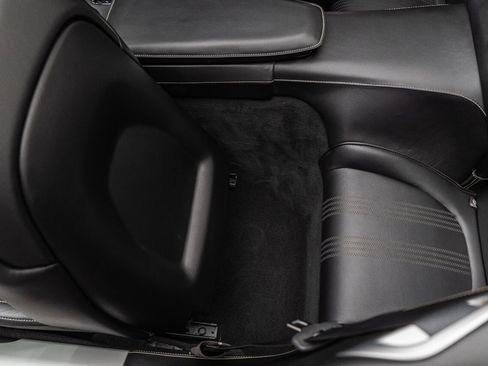 Used 2019 Aston Martin DB11 Volante image 26