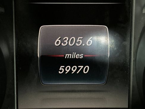 Used 2019 Mercedes-Benz GLC 300 image 30