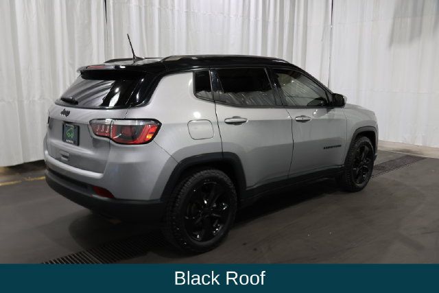 Used 2020 Jeep Compass Latitude FWD image 3