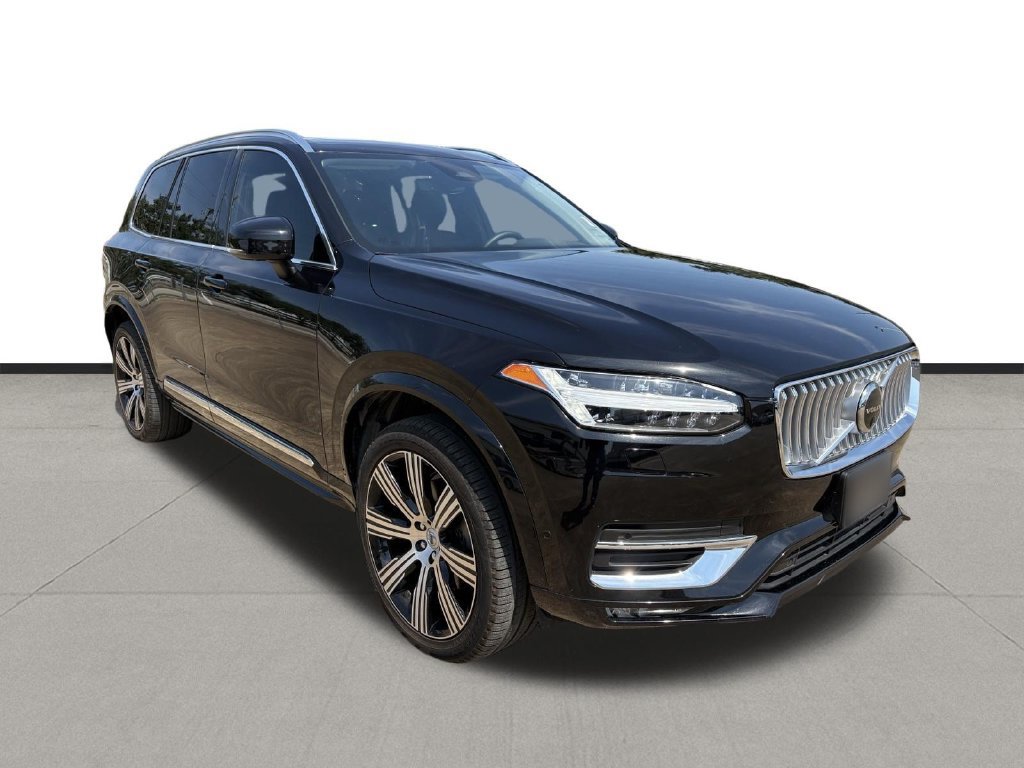 Used 2024 Volvo XC90 B5 Plus w/ Protection Package Premier AWD/4WD image 7