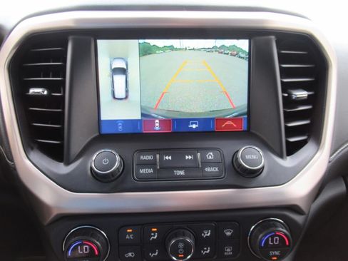 Used 2019 GMC Acadia Denali w/ Technology Package FWD image 31