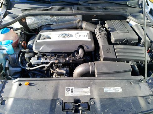 Used 2013 Volkswagen Jetta GLI FWD image 46