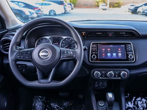 Used 2024 Nissan Kicks S FWD image 22