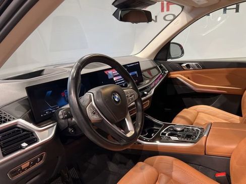 Used 2023 BMW X7 xDrive40i AWD/4WD image 17