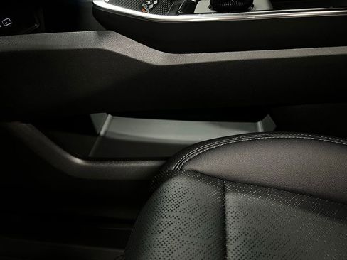 New 2026 Chevrolet Equinox LT AWD/4WD image 26