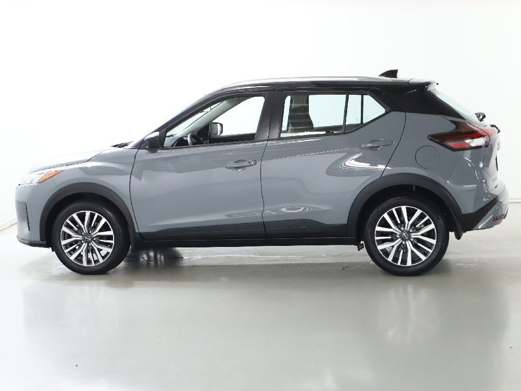 Certified 2023 Nissan Kicks SV FWD image 39