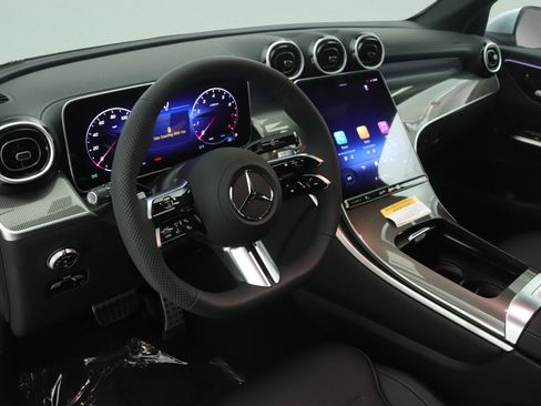 New 2026 Mercedes-Benz GLC 300 image 4