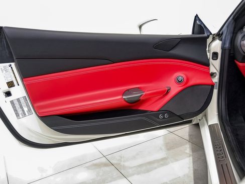 Used 2019 Ferrari 488 GTB image 37