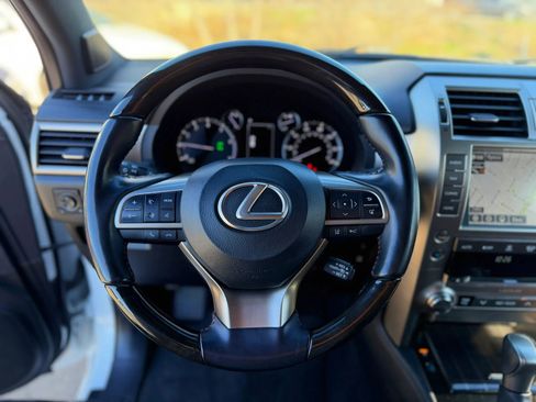 Used 2021 Lexus GX 460 Premium w/ Premium Plus Package image 31