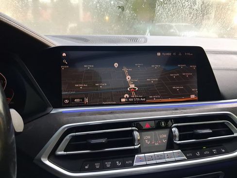 Used 2020 BMW X5 sDrive40i w/ Premium Package RWD image 24