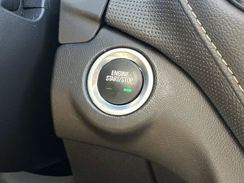 Certified 2022 Chevrolet Equinox Premier w/ LPO, Floor Liner Package image 28