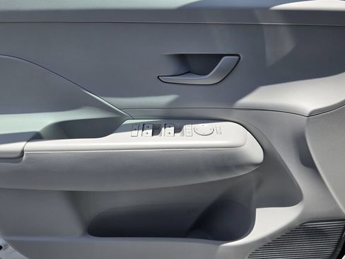 Certified 2025 Hyundai Kona SEL FWD image 26