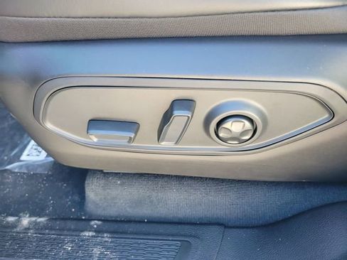 New 2025 Jeep Grand Cherokee Limited image 17