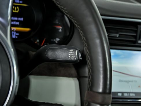 Used 2013 Porsche 911 Carrera RWD image 33