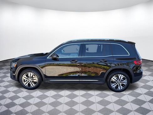 New 2026 Mercedes-Benz GLB 250 image 2