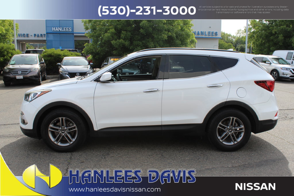 Used 2017 Hyundai Santa Fe Sport FWD image 2