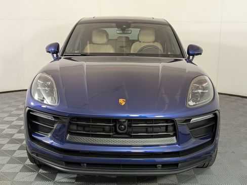 Used 2026 Porsche Macan AWD/4WD image 7